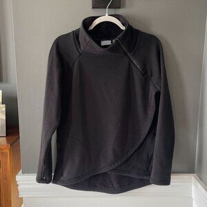 Athleta Cozy Karma Asym Pullover Zipper Black Sweatshirt Top Women's Medium